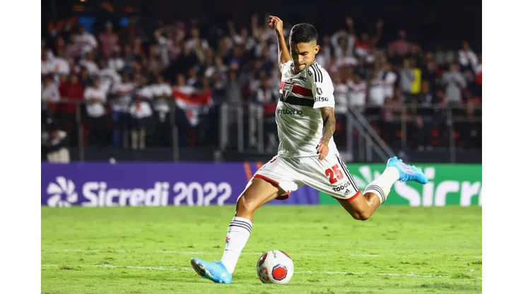 Foto: Marcello Zambrana/AGIF - Nestor exalta evolução do São Paulo e se rende a meio-campista