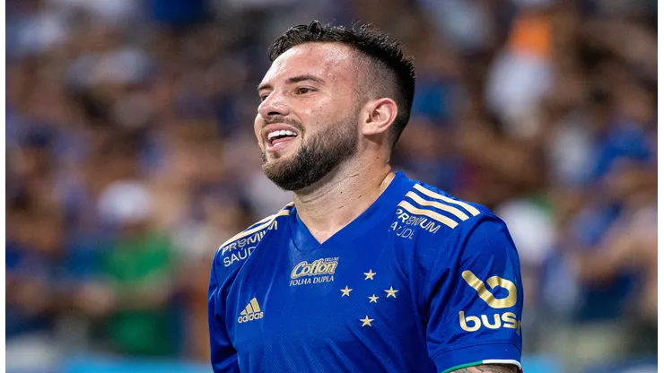 - Giovanni, meia do Cruzeiro