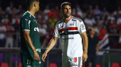 Foto: Marcello Zambrana/AGIF – Calleri jogador do São Paulo durante partida contra o Palmeiras no estádio Morumbi pelo campeonato Paulista 2022