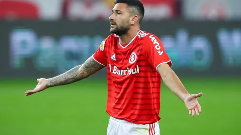Foto: Pedro H. Tesch/AGIF – Boschilia jogador do Internacional durante partida contra o São Paulo no estádio Beira-Rio pelo campeonato Brasileiro A 2021