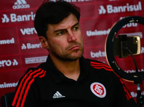 Medina testa novo esquema de jogo no Internacional; confira