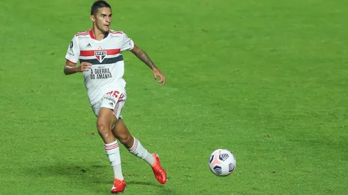Foto: Marcello Zambrana/AGIF – Rodrigo Nestor jogador do São Paulo durante partida contra o Racing no estádio Morumbi pelo campeonato Copa Libertadores 2021