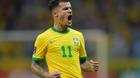 BELO HORIZONTE, BRAZIL – FEBRUARY 01: Coutinho of Brazil celebrates after scoring the second goal of his team during a match between Brazil and Paraguay as part of FIFA World Cup Qatar 2022 Qualifiers at Mineirao Stadium on February 01, 2022 in Belo Horizonte, Brazil. (Photo by Pedro Vilela/Getty Images)