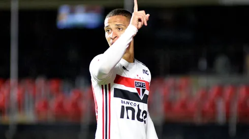 Foto: Bruno Ulivieri/AGIF – Antony jogador do São Paulo comemora seu gol durante partida contra o Vasco no estádio Morumbi pelo campeonato Brasileiro A 2019