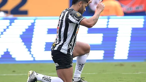 CUIABA, BRAZIL – FEBRUARY 20: Hulk of Atletico Mineiro celebrates after scoring the second goal of his team during the Supercopa do Brasil 2022 match between Atletico Mineiro and Flamengo at Arena Pantanal on February 20, 2022 in Cuiaba, Brazil. (Photo by Clever Felix/Getty Images)