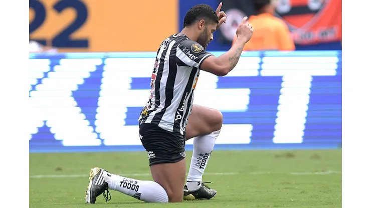 CUIABA, BRAZIL - FEBRUARY 20: Hulk of Atletico Mineiro celebrates after scoring the second goal of his team during the Supercopa do Brasil 2022 match between Atletico Mineiro and Flamengo at Arena Pantanal on February 20, 2022 in Cuiaba, Brazil. (Photo by Clever Felix/Getty Images)