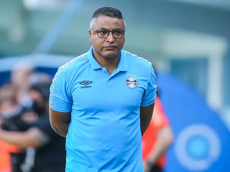Roger Machado ganha 'reforço' de última hora no Grêmio para encarar o CRB