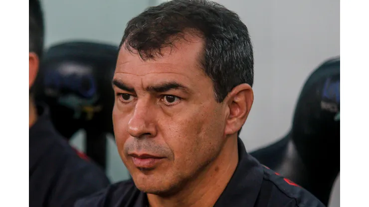 Foto: Gabriel Machado/AGIF- Fábio Carille tem buscado soluções para o setor