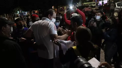 São Paulo desembarca com festa na Bolívia para jogo pela Copa Sul-Americana; veja mais