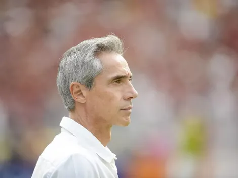 Paulo Sousa pode perder importante defensor para confronto pela Libertadores. Entenda.