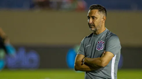 Foto: Marcos Zanutto/AGIF - Jornalista detona Vitor Pereira no Corinthians