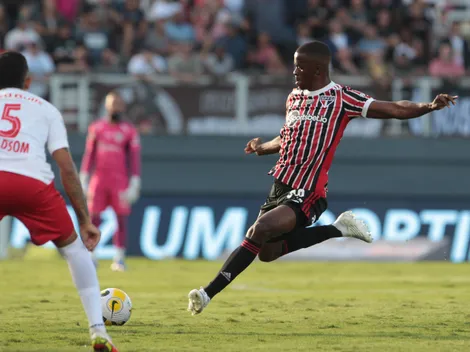 Andrés passa em "teste de fogo" no São Paulo diante do Bragantino
