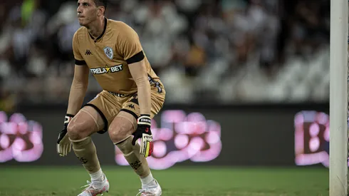 Foto: Jorge Rodrigues/AGIF – Gatito sai em defesa de defensor do Botafogo