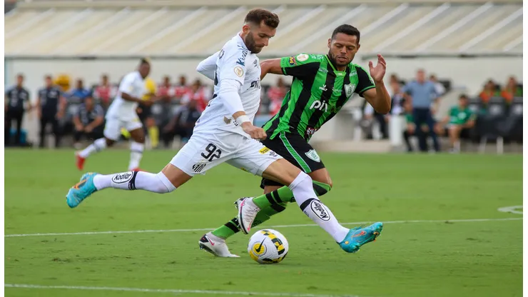 Fernanda Luz/AGIF - Léo Baptistão, atacante do Santos