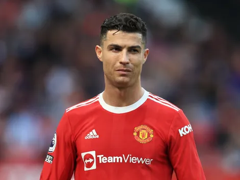CR7 agradece torcida do Liverpool após homenagem durante clássico pela Premier League