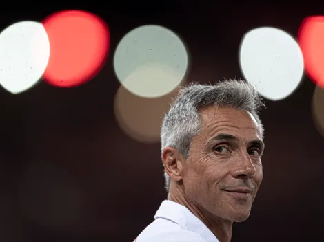 CURTINDO A VIDA! Flamengo convida Paulo Sousa para Sapucaí