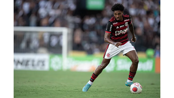 Foto: Jorge Rodrigues/AGIF - Botafogo traça plano para atuar no mercado
