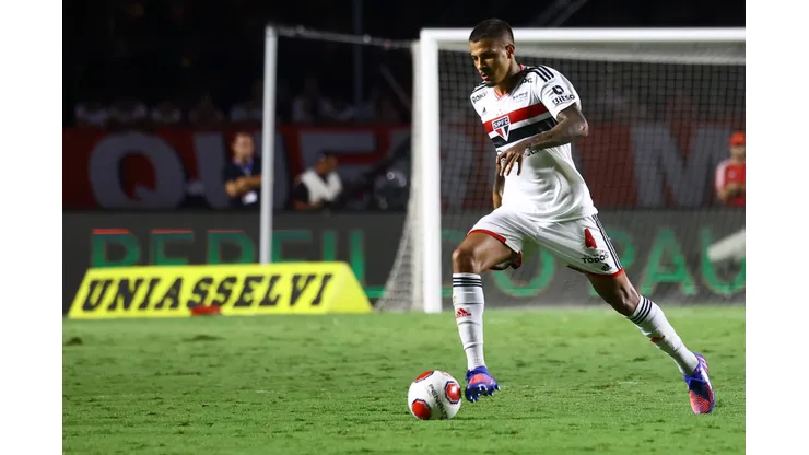 Foto: Marcello Zambrana/AGIF - Diego Costa é um dos desfalques do São Paulo para está quarta-feira