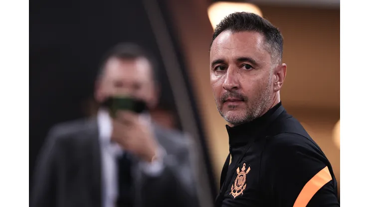 Ettore Chiereguini/AGIF - Vítor Pereira, técnico do Corinthians