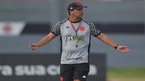 Thiago Ribeiro/AGIF – Zé Ricardo, técnico do Vasco