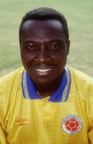 Foto: Shaun Botterill/Getty Images – O ex-jogador Freddy Rincón
