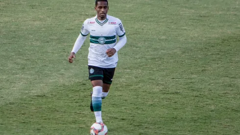 Foto: Robson Mafra/AGIF- Matheus Sales ex-Coritiba agitou torcida com fala infeliz