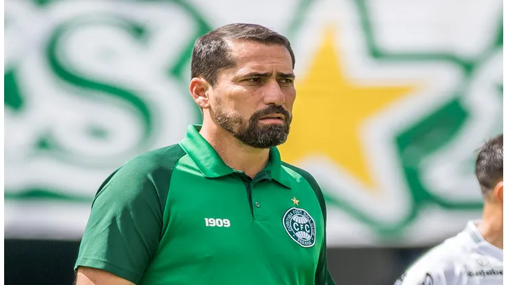 Robson Mafra/AGIF - Gustavo Morínigo, técnico do Coritiba
