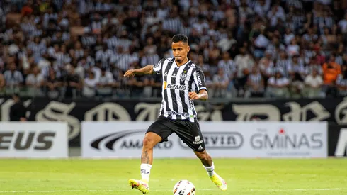 Foto: Alessandra Torres/AGIF – Allan em jogo pelo Atlético-MG