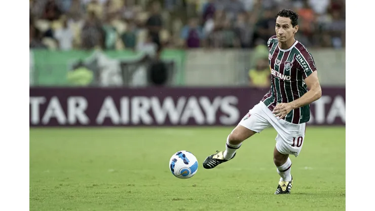 Foto: Jorge Rodrigues/AGIF - Paulo Henrique Ganso em ação pelo Fluminense