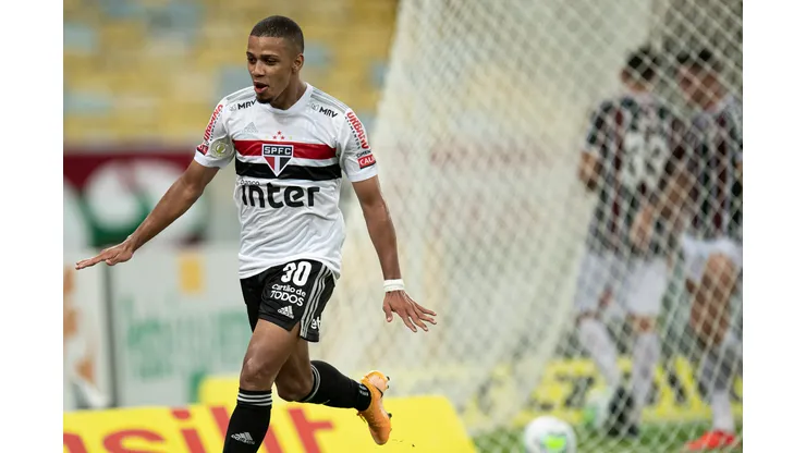 Foto: Jorge Rodrigues/AGIF- Brenner ex-jogador do Sao Paulo pode estar indo para rival