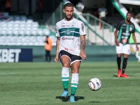 BELA ATITUDE! Thonny Anderson visita Centro de crianças carentes e distribui presentes