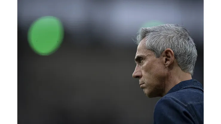 Foto: Jorge Rodrigues/AGIF/Paulo Sousa em jogo pelo Flamengo