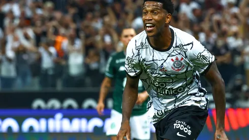 Foto: Marcello Zambrana/AGIF - Gil e Cássio foram ameaçados por torcedores do Corinthians