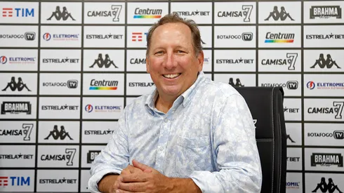 Foto: Vitor Silva/Botafogo – Textor traz economia ao Internacional