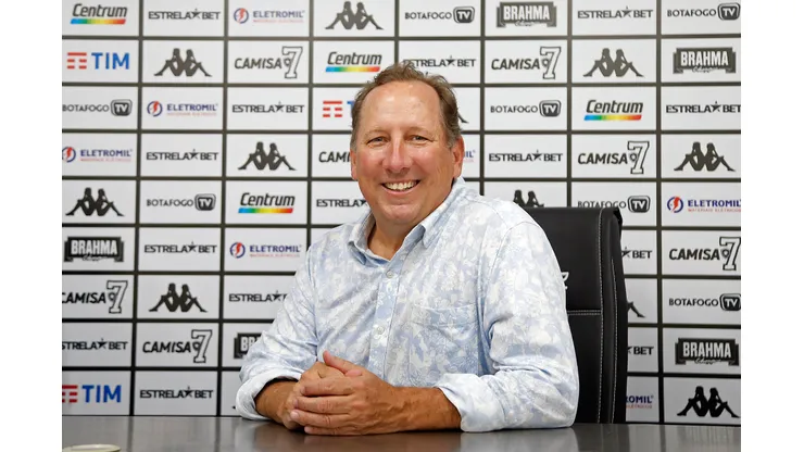 Foto: Vitor Silva/Botafogo - Textor traz economia ao Internacional