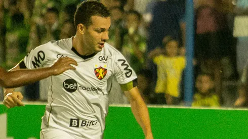 Foto: Aldo Carvalho/AGIF – Sport mira contratação de meio-campista do Cruzeiro