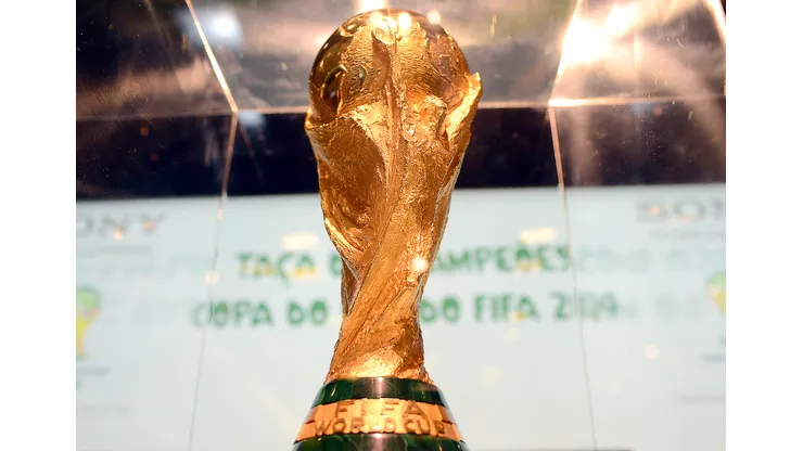 Foto: Mauro Horita/AGIF- Taça oficial da Copa do Mundo.