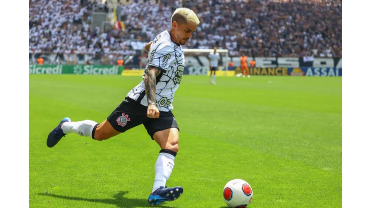 Foto: Marcello Zambrana/AGIF - Corinthians negocia contratação de "sombra" para Fagner