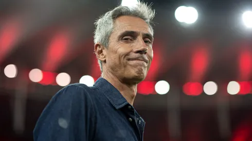 Foto: Jorge Rodrigues/AGIF- Paulo Sousa enfrenta dificuldades para controlar o elenco