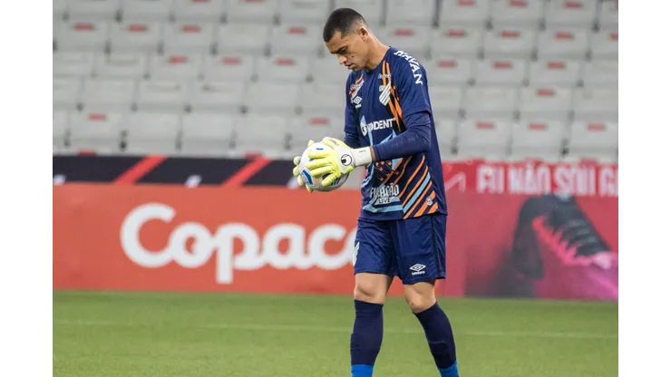 Foto: Robson Mafra/AGIF - Flamengo acerta contratação de Santos