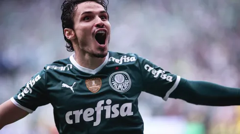 Foto: (Ettore Chiereguini/AGIF) – Raphael Veiga tem sido a cara do sucesso do Palmeiras tanto dentro, quanto fora de campo