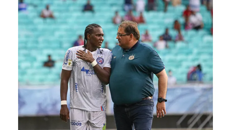 Foto: (Renan Oliveira/AGIF) - Ansioso para voltar a atuar pelo Bahia, Rodallega depende da decisão de Guto Ferreira