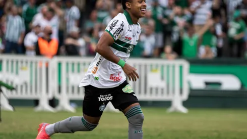 Robson Mafra/AGIF – Igor Paixão, atacante do Coritiba