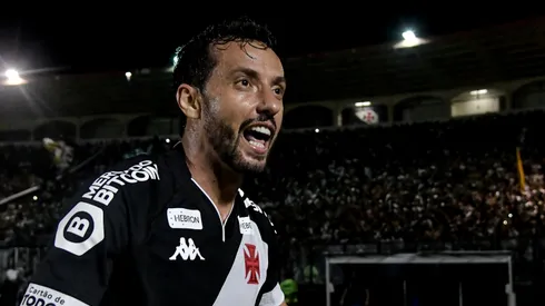Foto: Thiago Ribeiro/AGIF - Nenê pede atacante nível europeu no Vasco