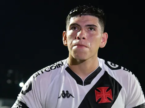 Palacios "sai da casinha" e 'se derrete' por meio-campista do Vasco