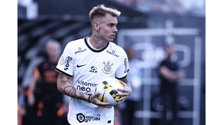 Ettore Chiereguini/AGIF - Róger Guedes, atacante do Corinthians