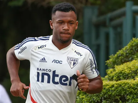  Ceni sai da casinha, joga para os 'cachorros' e expõe situação de Luan no São Paulo 