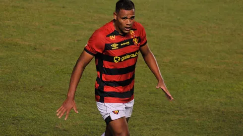 Foto: Jhony Pinho/AGIF- Mikael pode render 'fortuna' que será essencial para o Leão