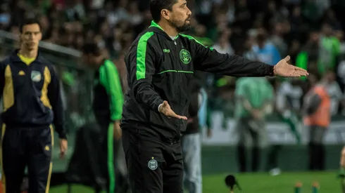Robson Mafra/AGIF – Gustavo Morínigo, técnico do Coritiba