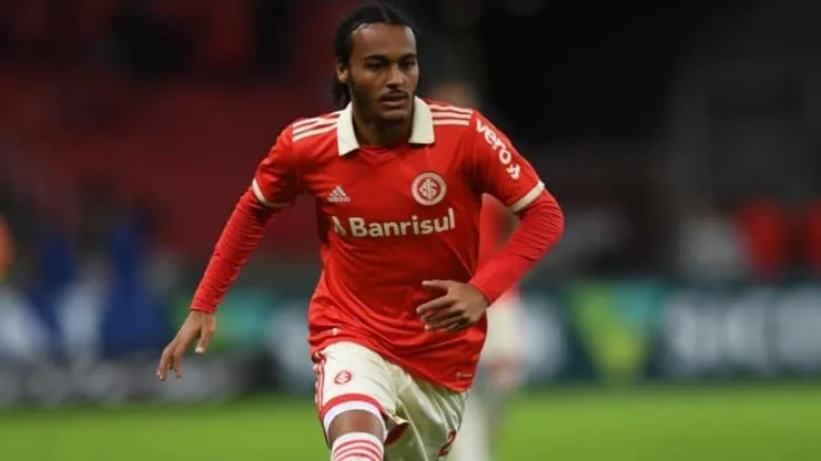 Foto: Divulgação/Internacional - Estêvão atrai interesse da Europa